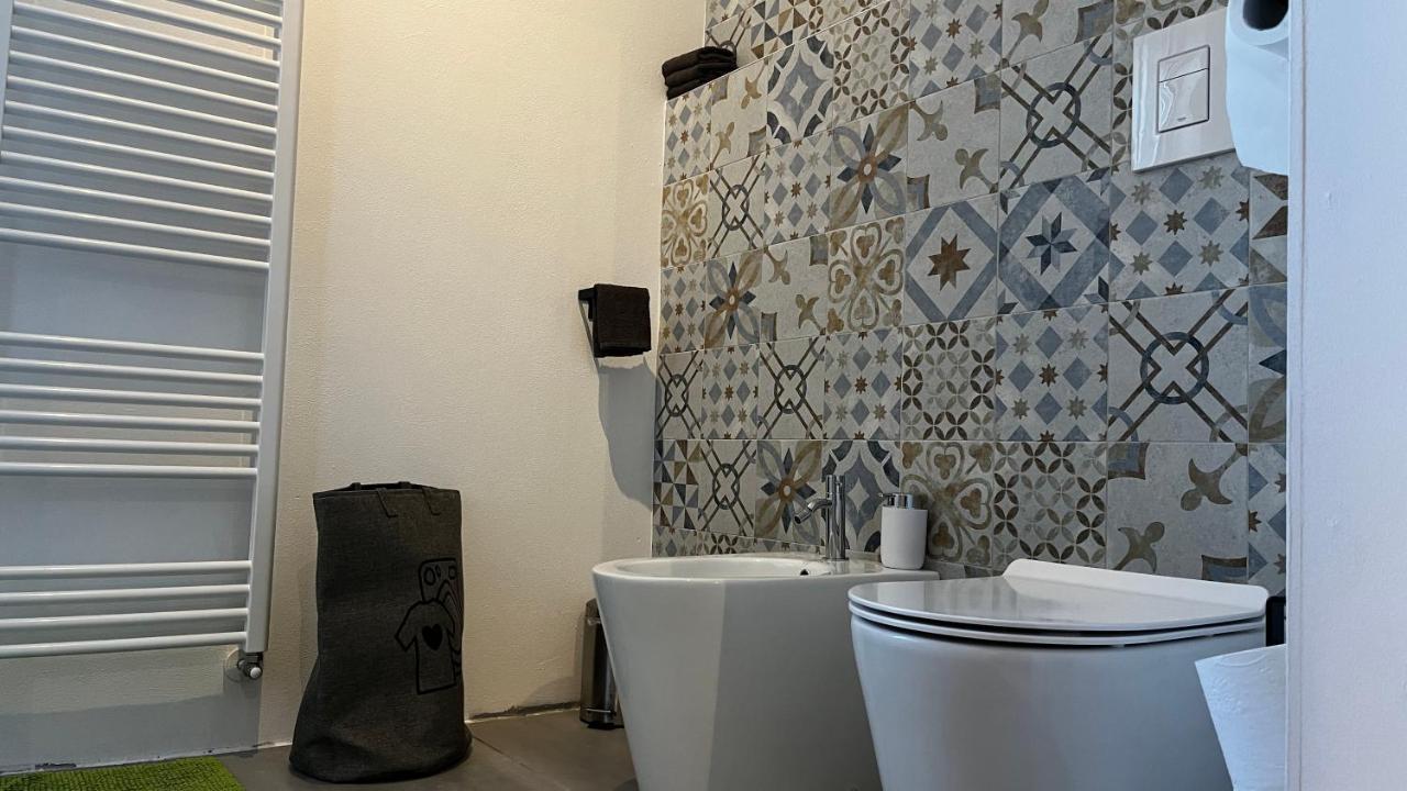 Cascina Giantino Suite Cantina - G A Y - M E N - O N L Y (Adults Only) Montegrosso d'Asti Exterior photo